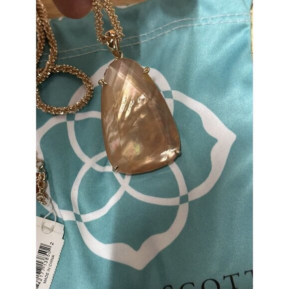 Kendra Scott Rose Gold Brown Pearl Long Sandra Pendant Necklace NWT - Picture 4 of 5